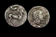 Римская монета колесница портрет вправо серебро