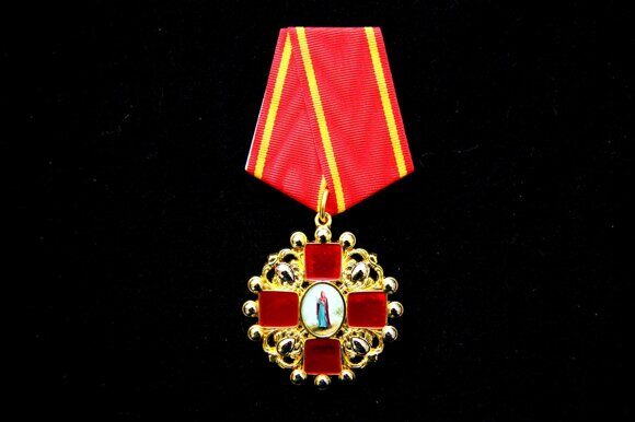 КК10 Знак Ордена Святой Анны на колодке с лентой, муляж 1